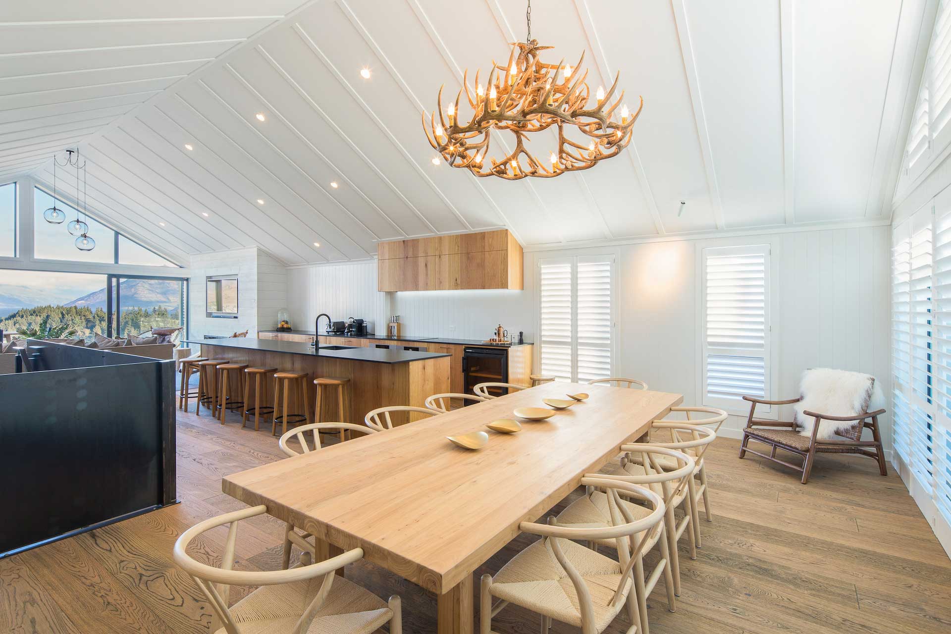 Chef's Kitchen & Dining
